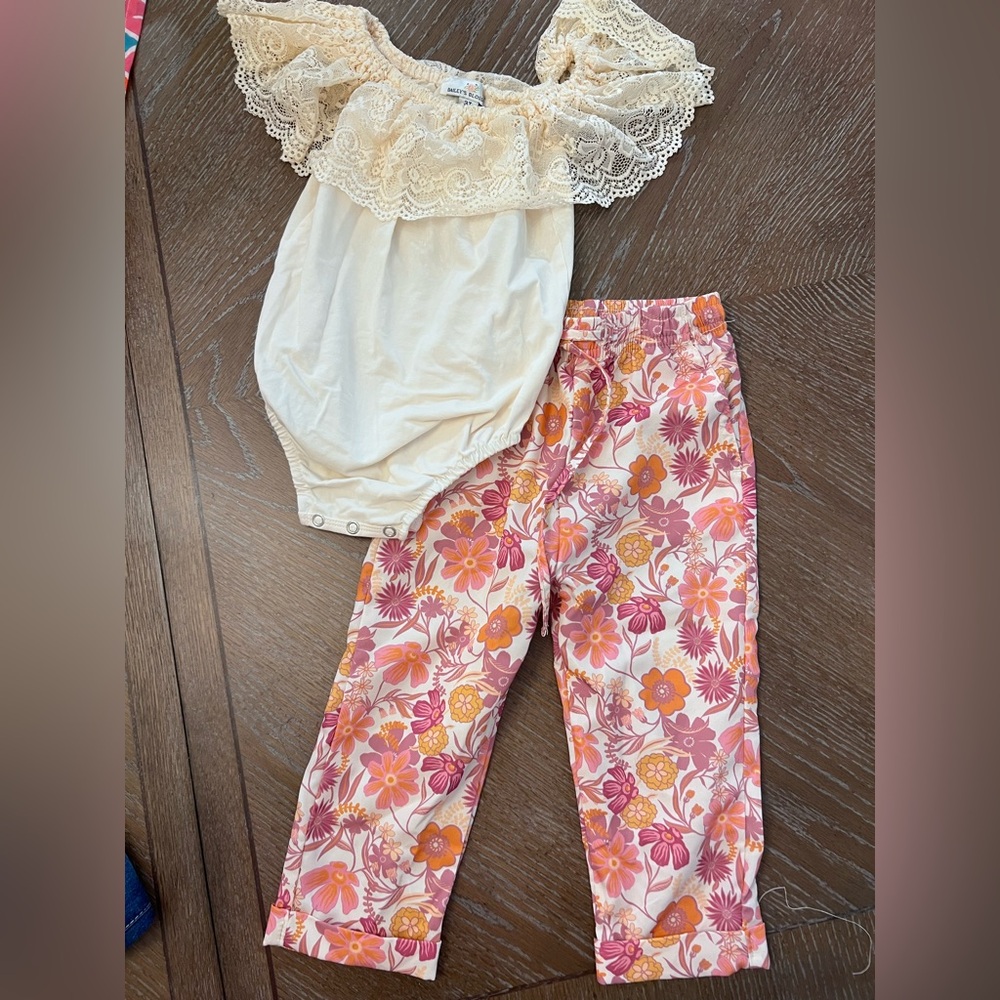 Adorable girls top & pant set